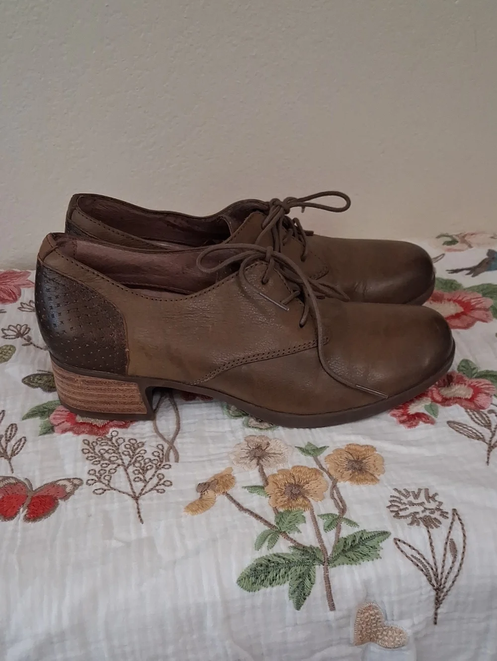 Dansko Classic Lace-up Brown Leather Women's Oxford, Size 38